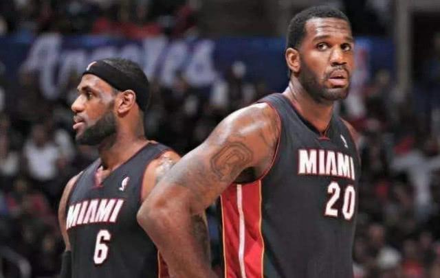  鹈鹕状元锡安遭遇左膝扭伤  