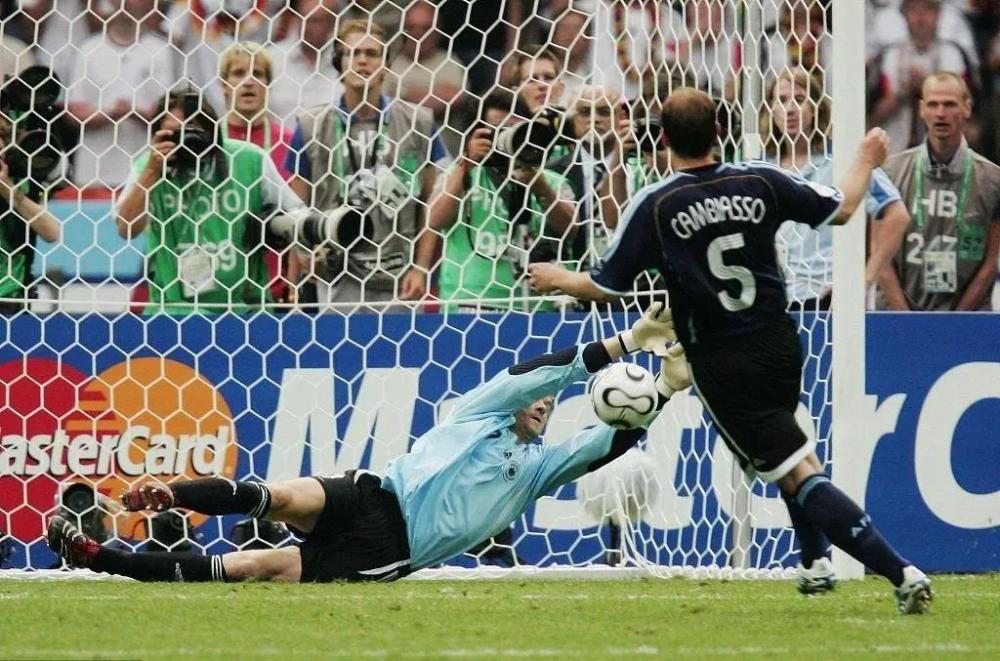  昂热门将扑出关键点球助球队保级成功  